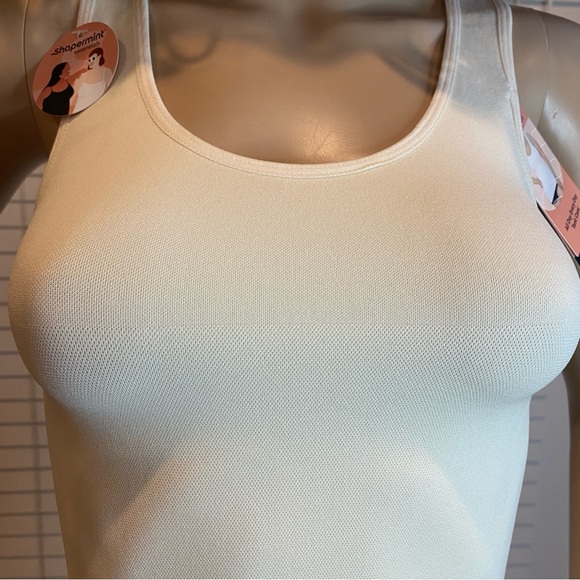Shapermint Essentials All Day Every Day Tank Cami Top Beige Small Med + 2XL NWT - Picture 3 of 9